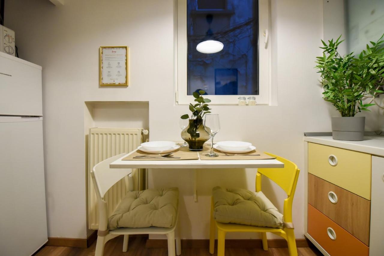 Sweet Dreams Home Dreamy Universitate Studio บูคาเรสต์ ภายนอก รูปภาพ